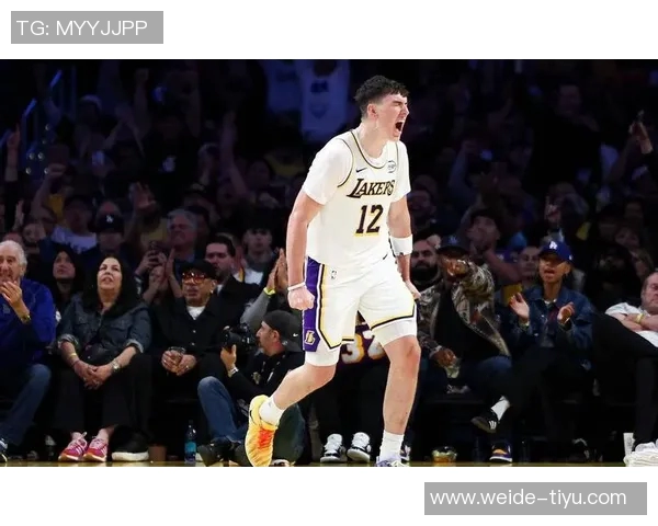 东里三分失准却逆转胜利夯夯维亚表现惊艳湖人三笔引援成就巨大成功