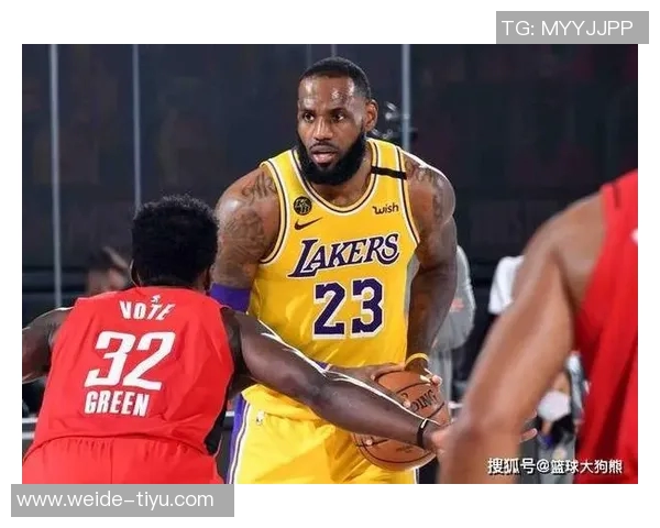 詹姆斯赞球队战术艾顿多面手能力出众可助攻掩护 詹姆斯赞球队战术艾顿多面手能力出众可助攻掩护