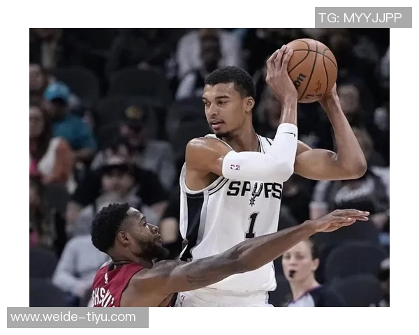 马刺季前赛迎来历史性开局四连胜自01-02赛季以来首次实现 马刺季前赛迎来历史性开局四连胜自01-02赛季以来首次实现