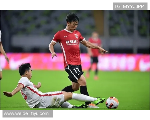 刘若钒加盟海港首季大放异彩五球六助助力夺冠打破两年进球荒