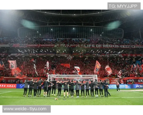 2025年中国足球赛事观众热潮中超和苏超共计60场吸引超4万观众